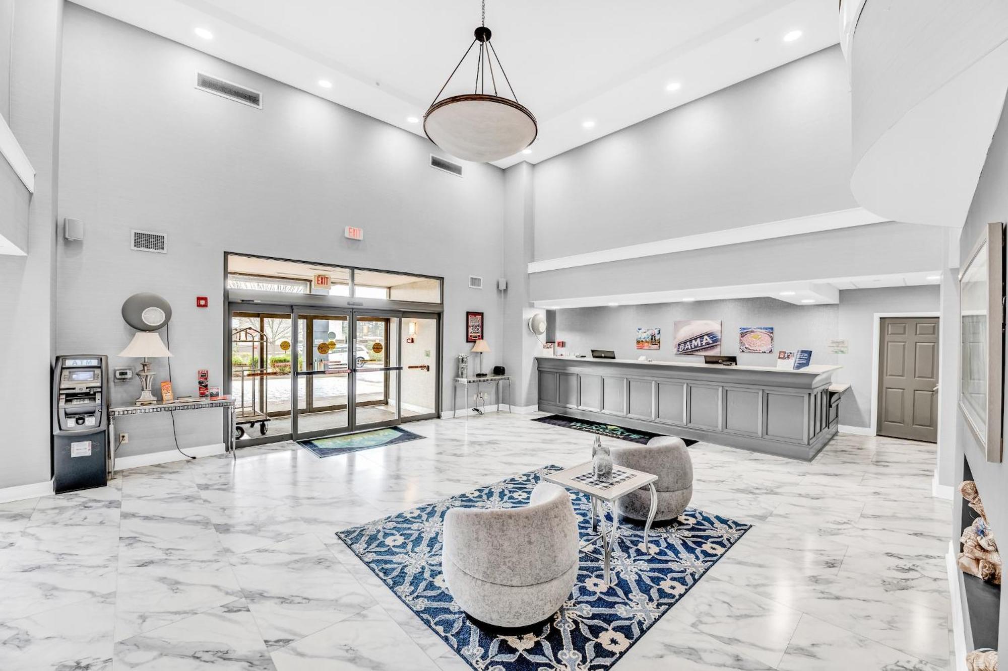 Hotel Wingate By Wyndham Tuscaloosa Exterior foto