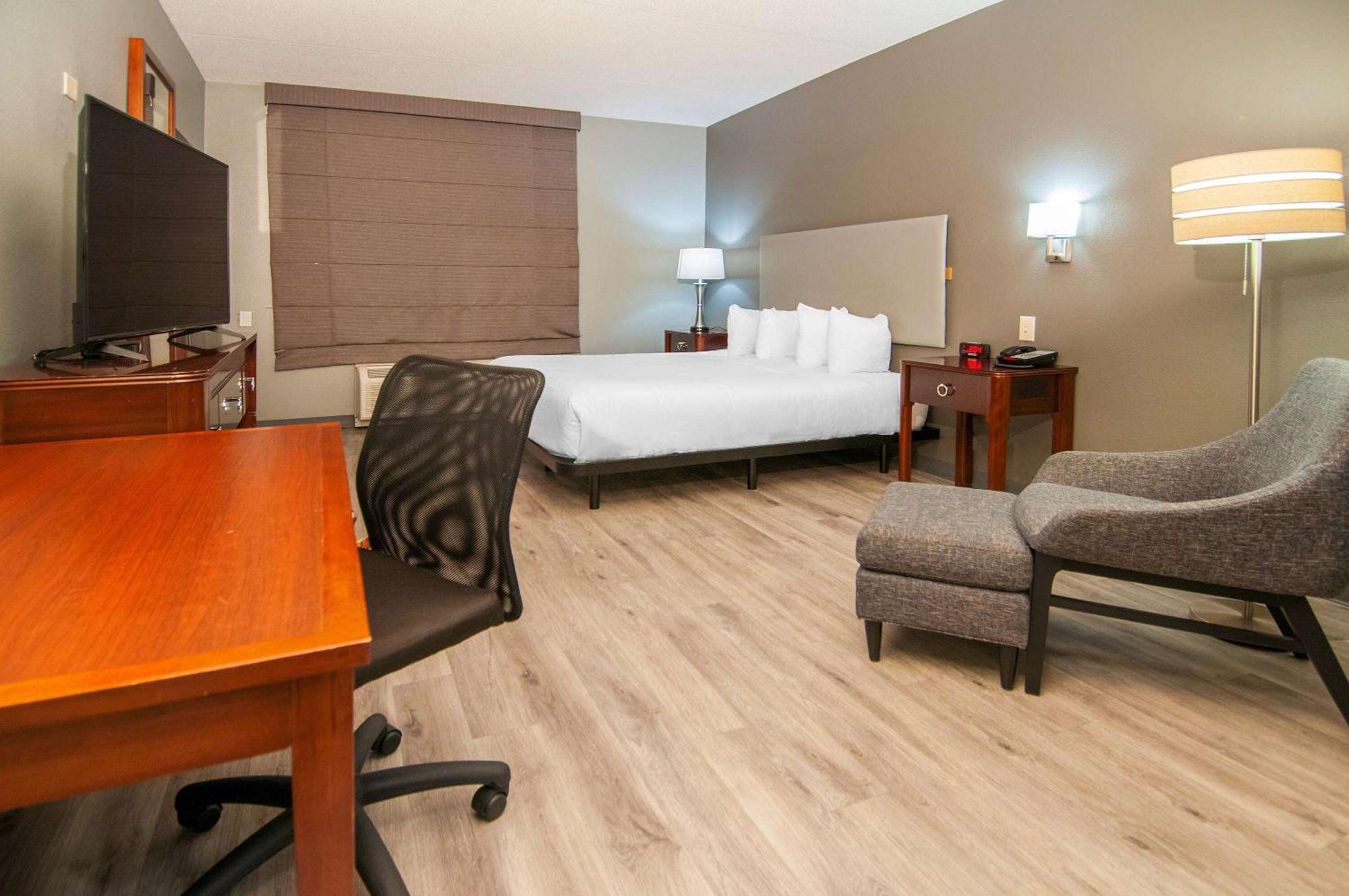Hotel Wingate By Wyndham Tuscaloosa Exterior foto
